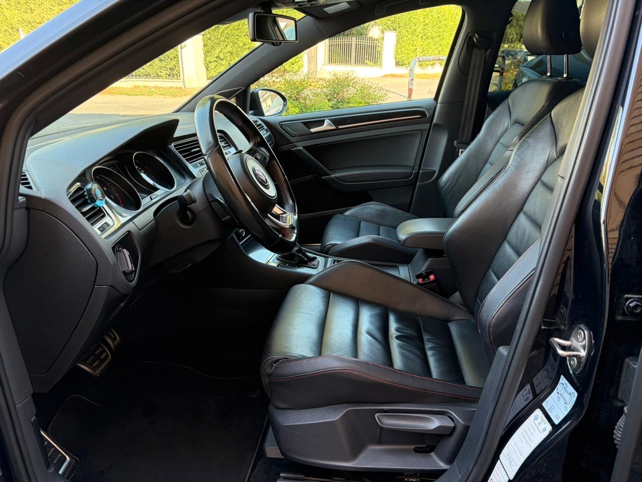 Volkswagen Golf GTI Performance 2.0 TSI DSG 5p. BlueMotion Technology