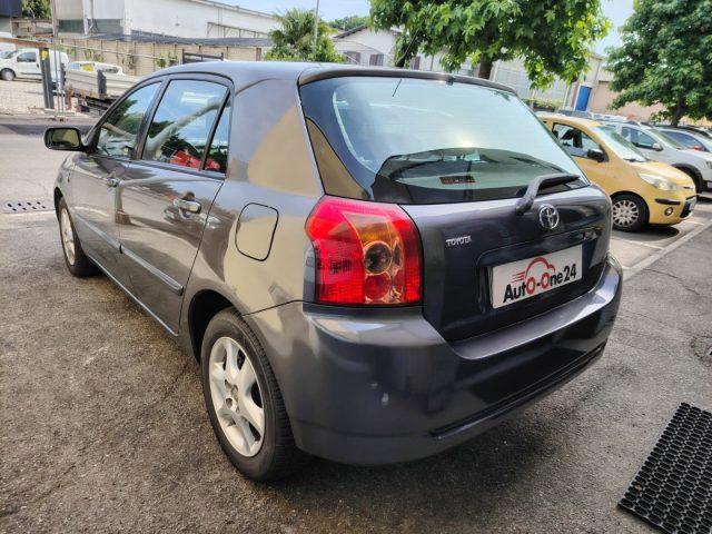 TOYOTA Corolla 1.4 D-4D 5 porte Sol AUTOMATICA