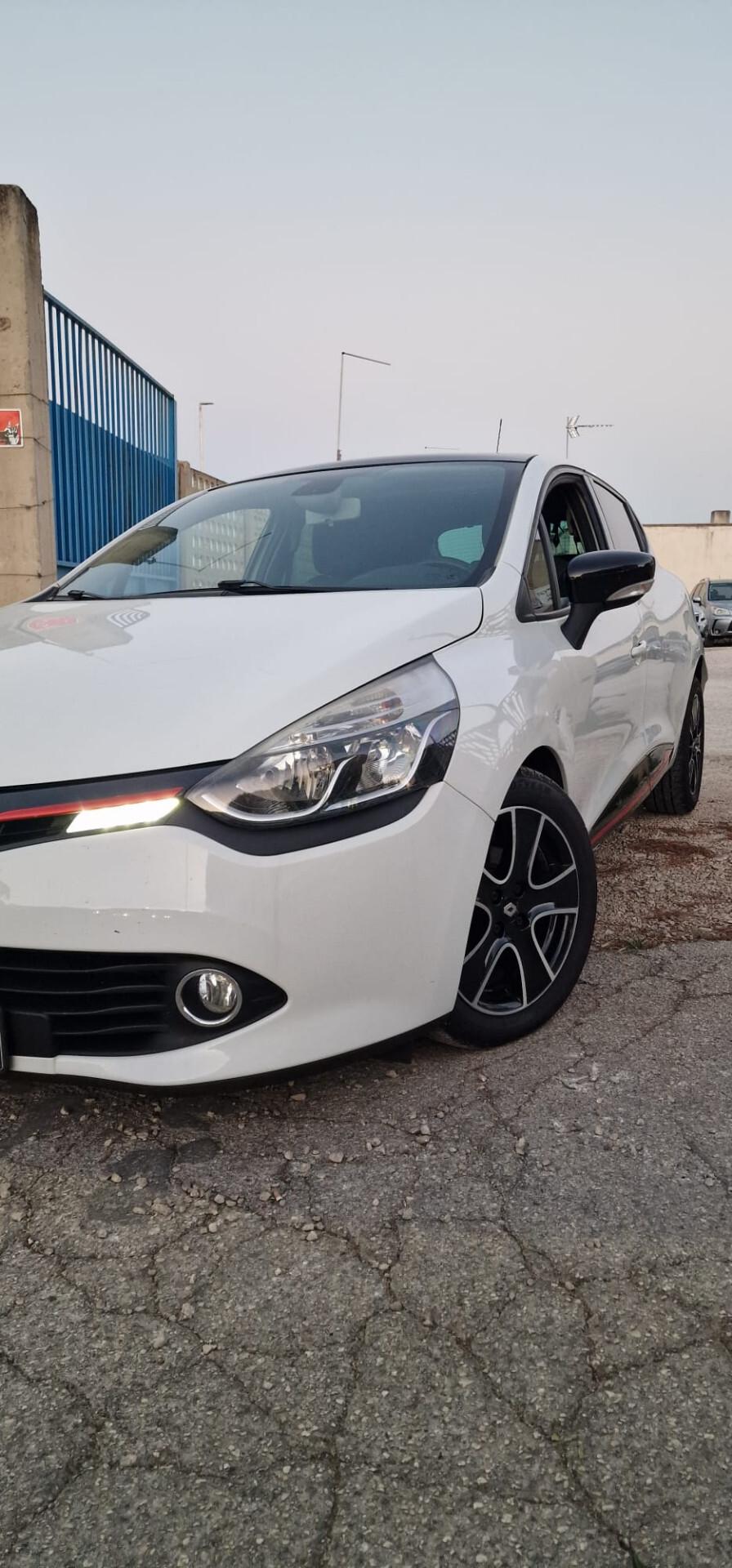 Renault Clio 1.5 dCi 8V 90CV Start&Stop Energy 12/2012