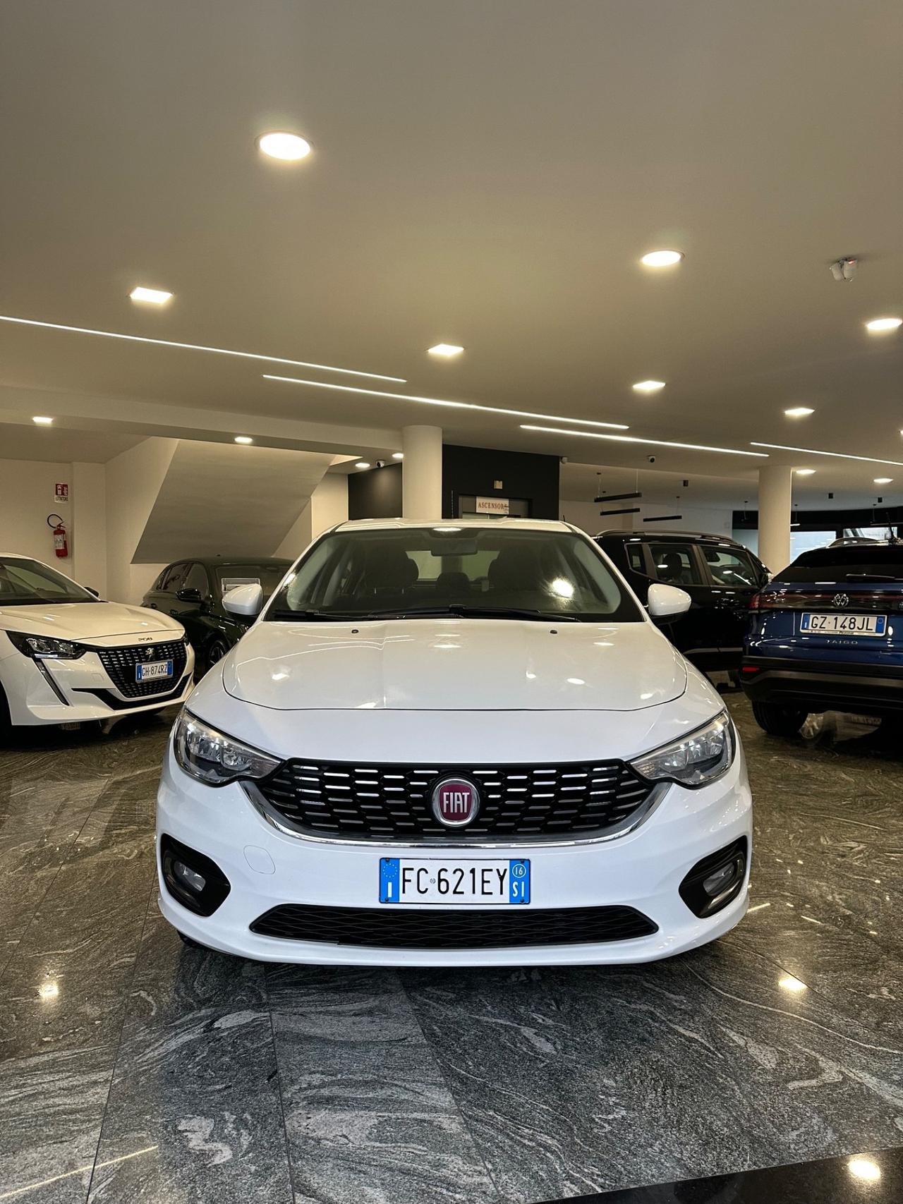 Fiat Tipo 1.6 Mjt S&S 5 porte Easy