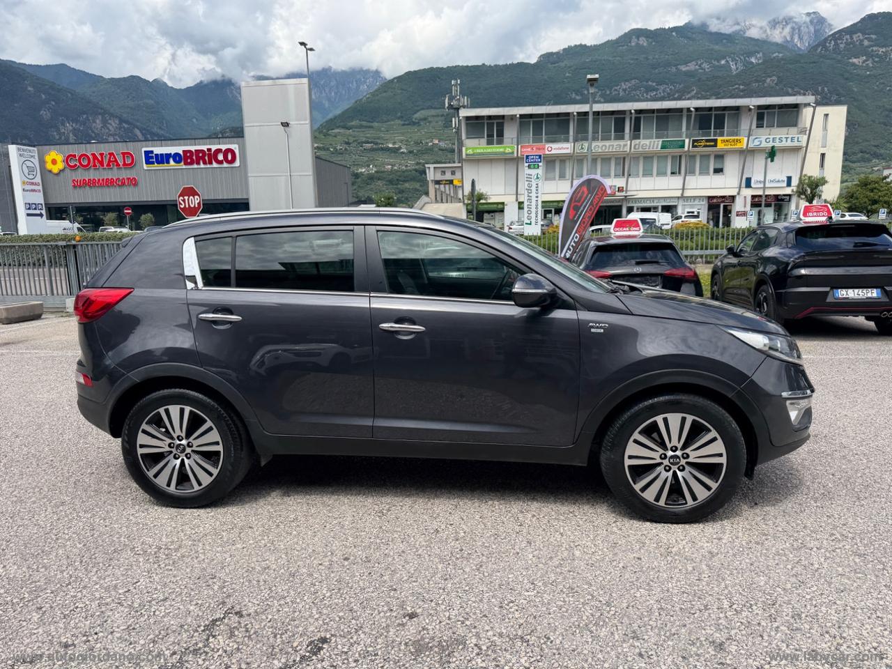 KIA Sportage 2.0 CRDI AWD REBEL GANCIO TRAINO - 4X4