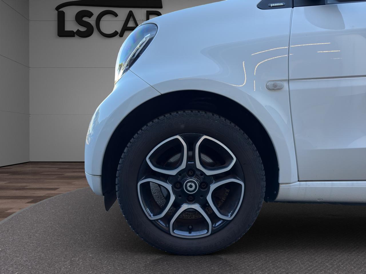 Smart fortwo coupe Fortwo 1.0 Passion 71cv - Unipro - Promo Finanziamento - Cerchi in lega - Sedili riscaldabili - LED - Bracciolo
