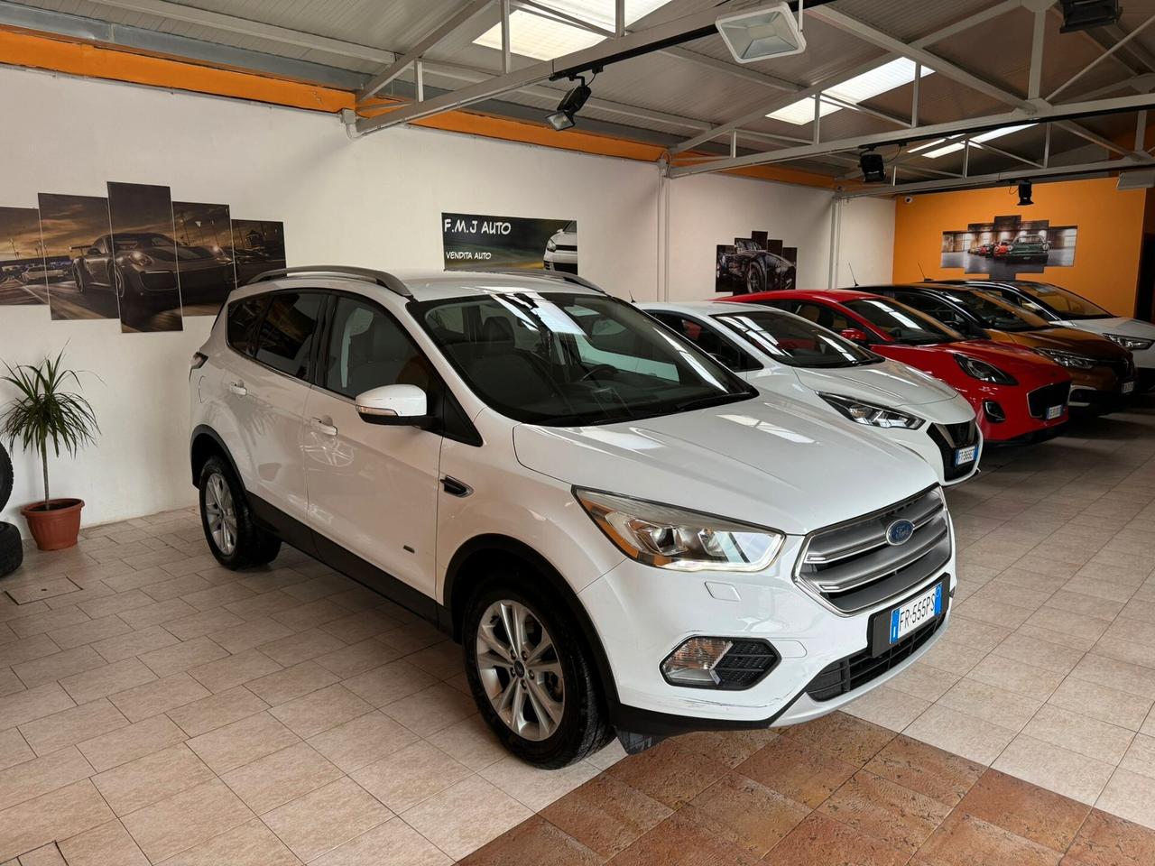 Ford Kuga 2.0 TDCI 150 CV S&S 4WD Powershift Titanium