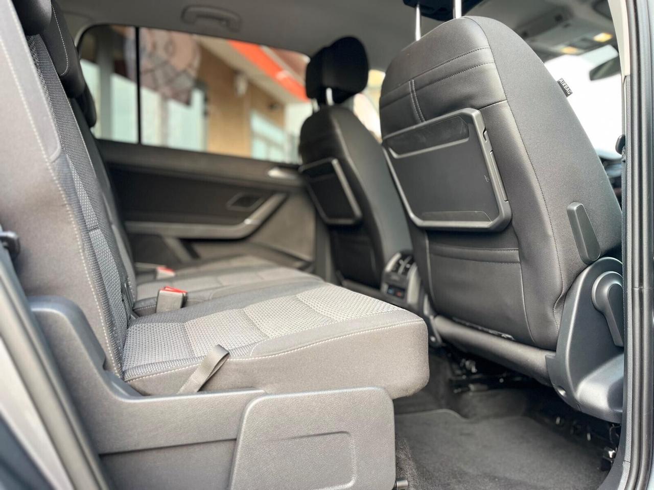 Volkswagen Touran 2.0 TDI DSG Executive - 7 POSTI
