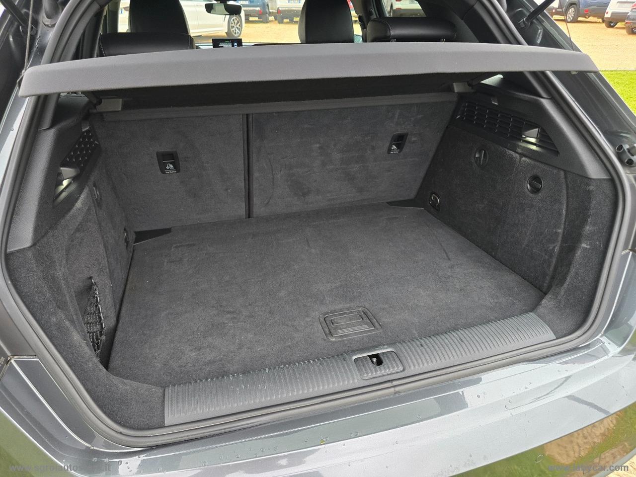 AUDI A3 SPB 2.0 TDI S tronic S-LINE