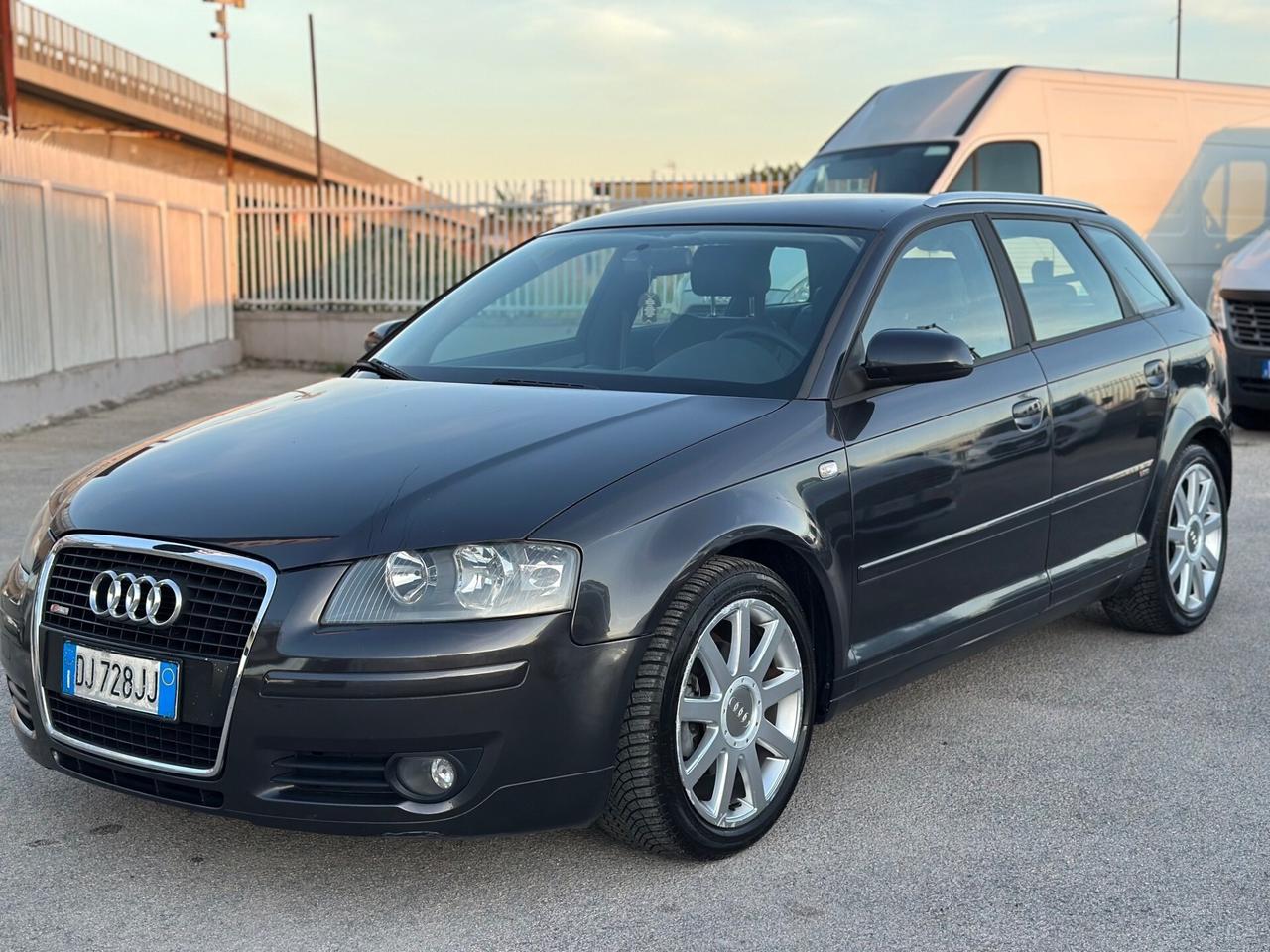 Audi A3 2007 SPB 2.0 140CV TDI AUTOMATICA S-LINE