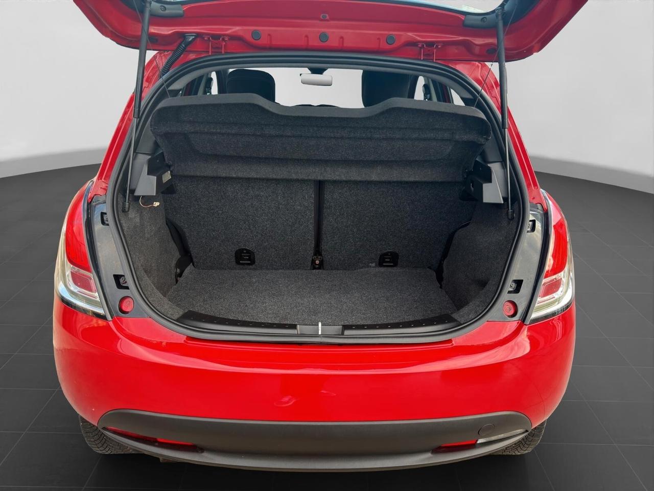 Lancia Ypsilon 0.9 TwinAir Ecochic Elefantino