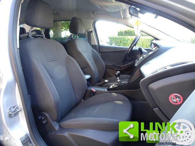 FORD Focus Titanium