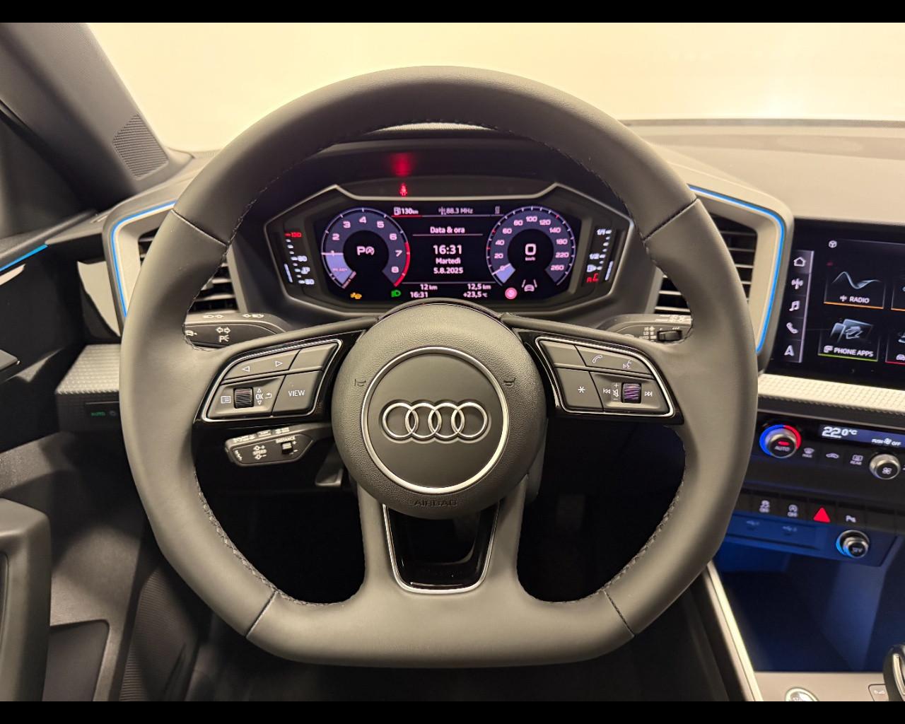 AUDI A1 SPORTBACK 30 TFSI S-TRONIC IDENTITY CONTRAST