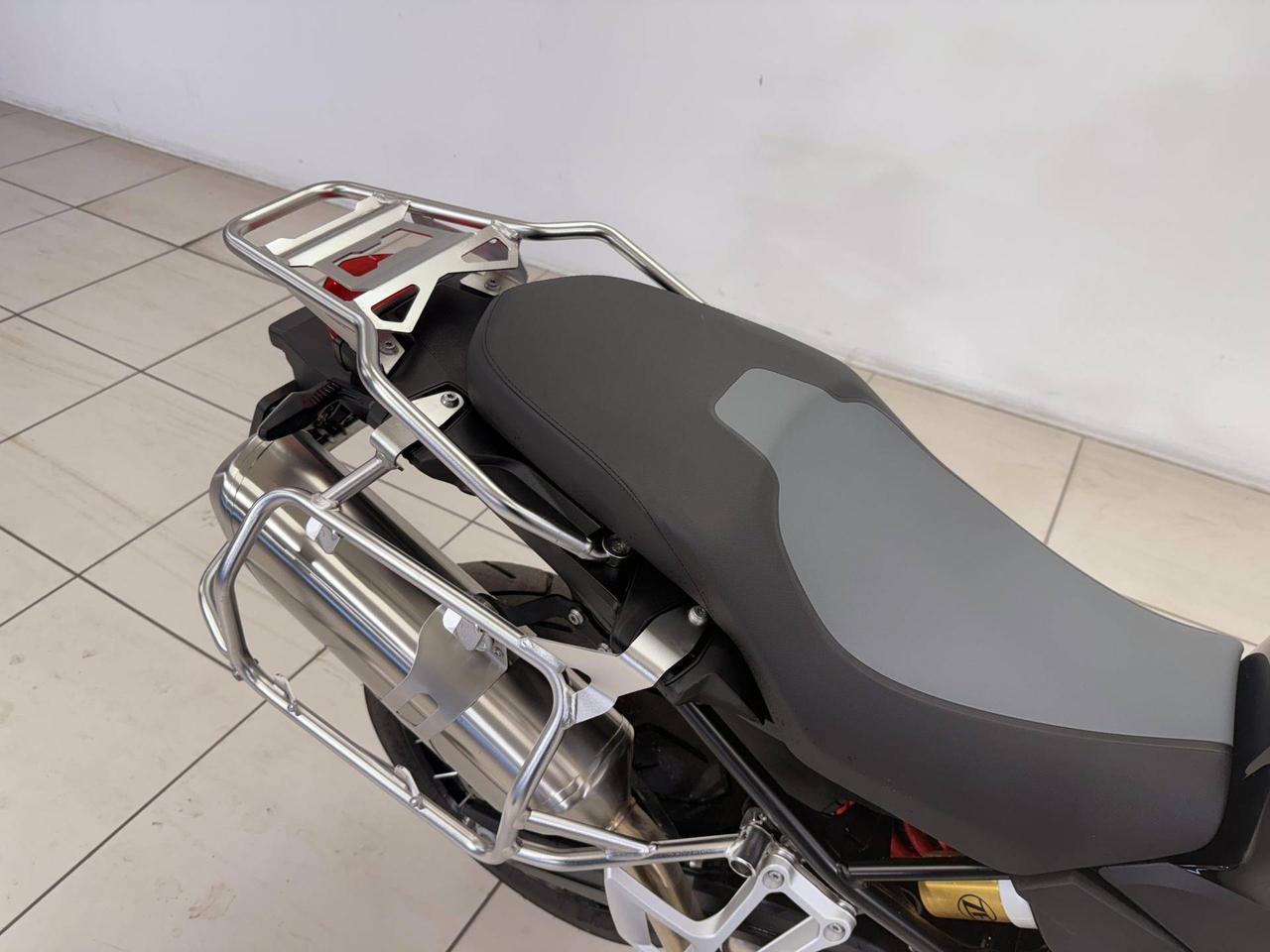 BMW F 900 GS Adventure Ride Pro