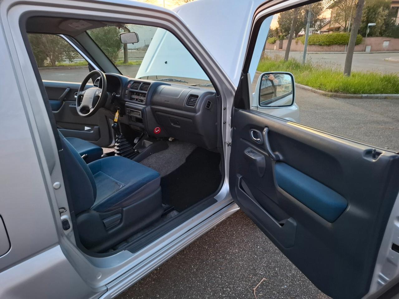 Suzuki Jimny 1.3i 16V cat 4WD JLX Special