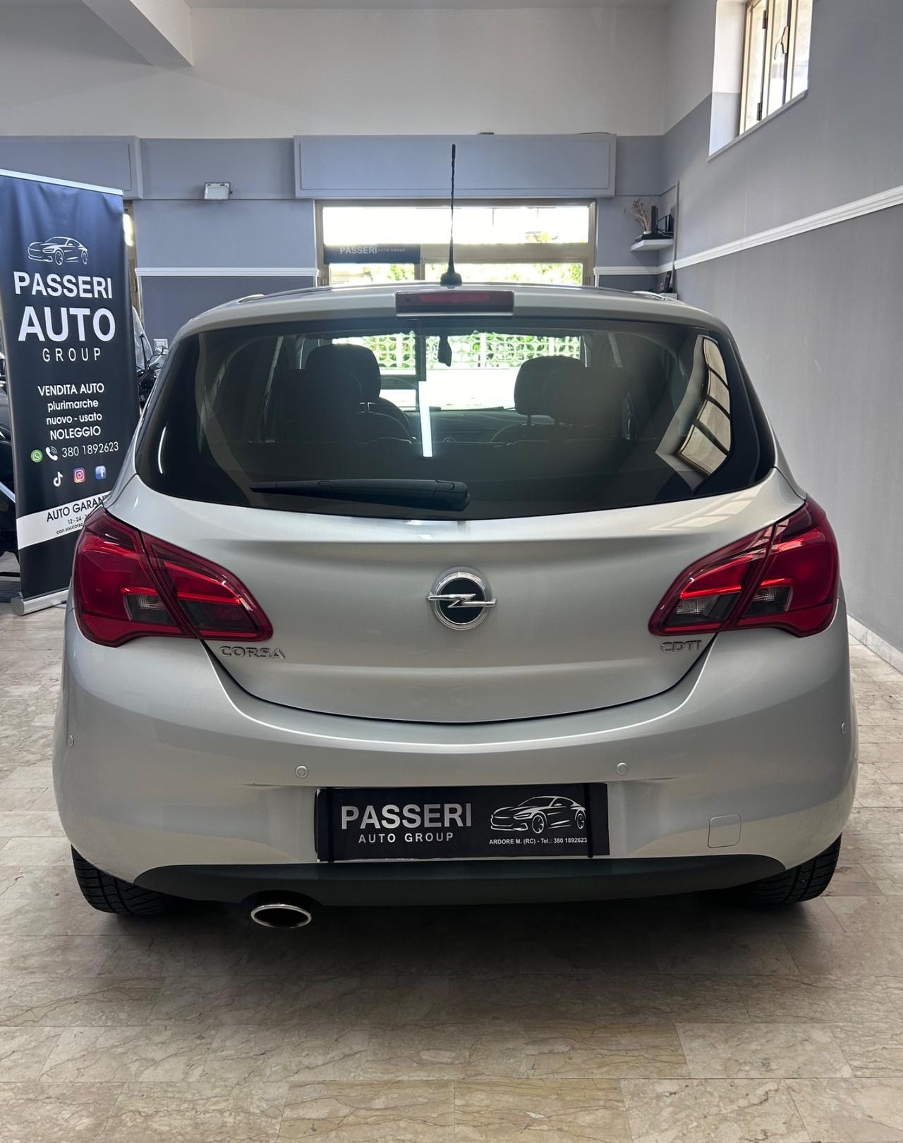 Opel Corsa 1.3 5 porte b-Color