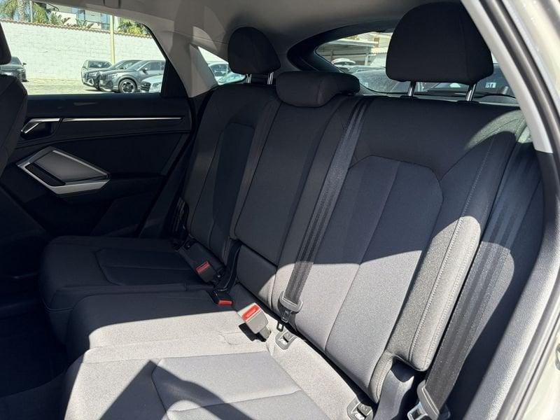 Audi Q3 SPB Business 2.0 TDI 150CV S-Tronic 35
