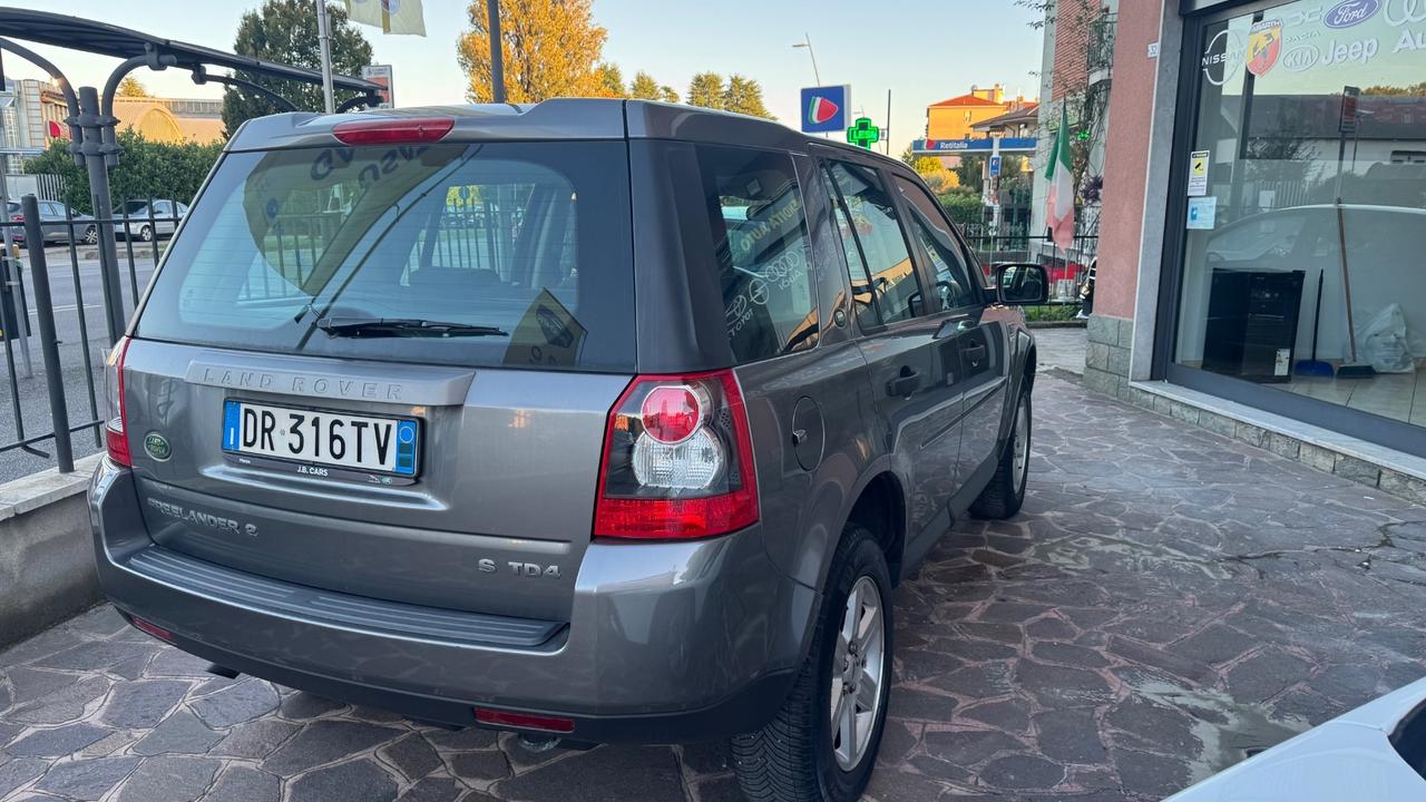 Land Rover Freelander 2.2 TD4 S.W. S automatica 4x4