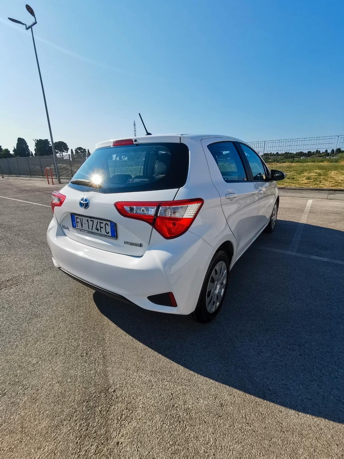 Toyota Yaris 1.5 Hybrid 5 porte Active 2019