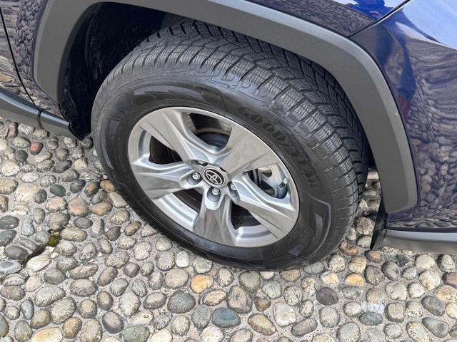 TOYOTA RAV 4 MY23 RAV4 2.5 HV (218CV) E-CVT 2WD Business