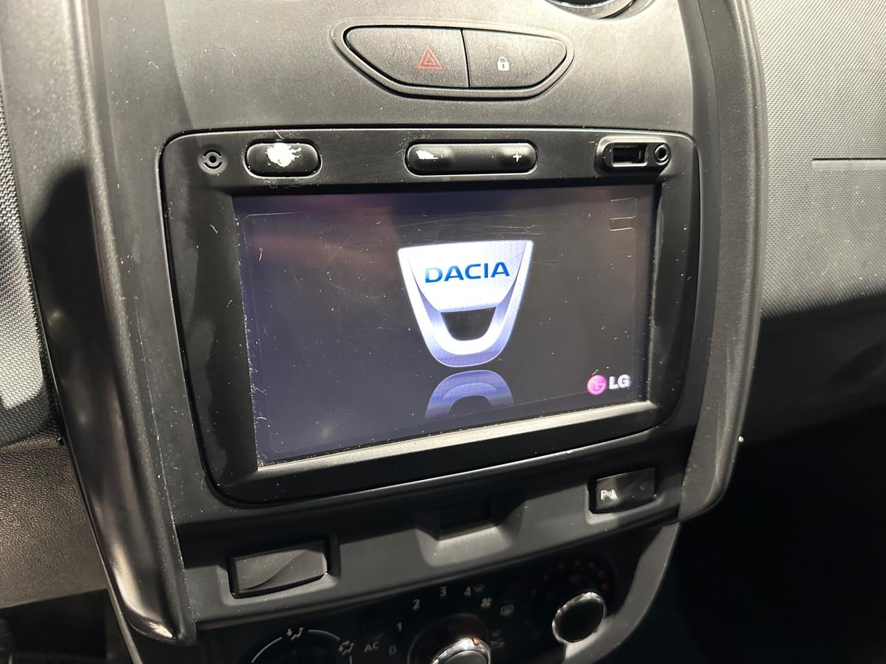 Dacia Duster - 2014 1.6 110CV GPL Lauréate