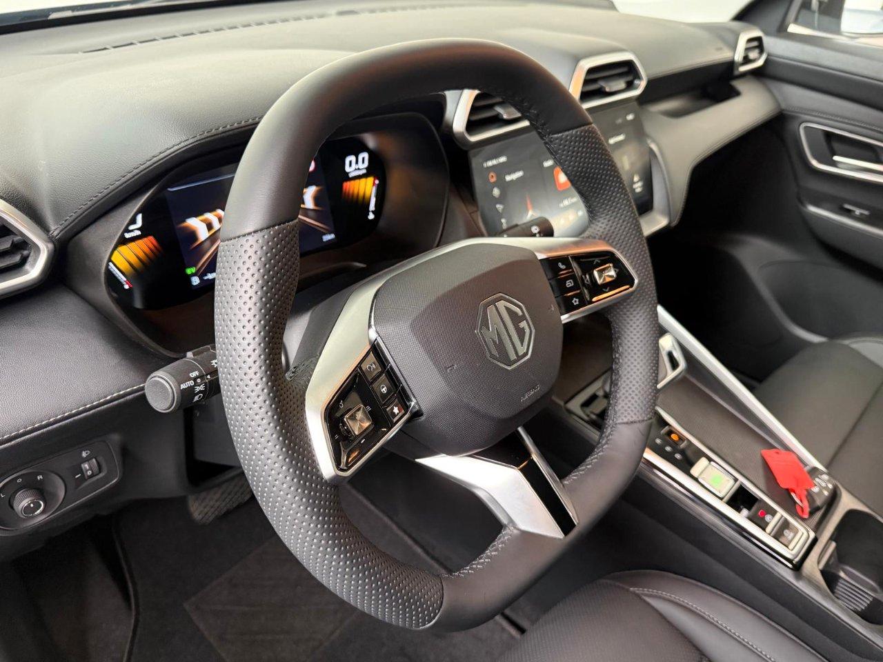 Mg ZS 1.5 hybrid+ Luxury auto (KM 0)