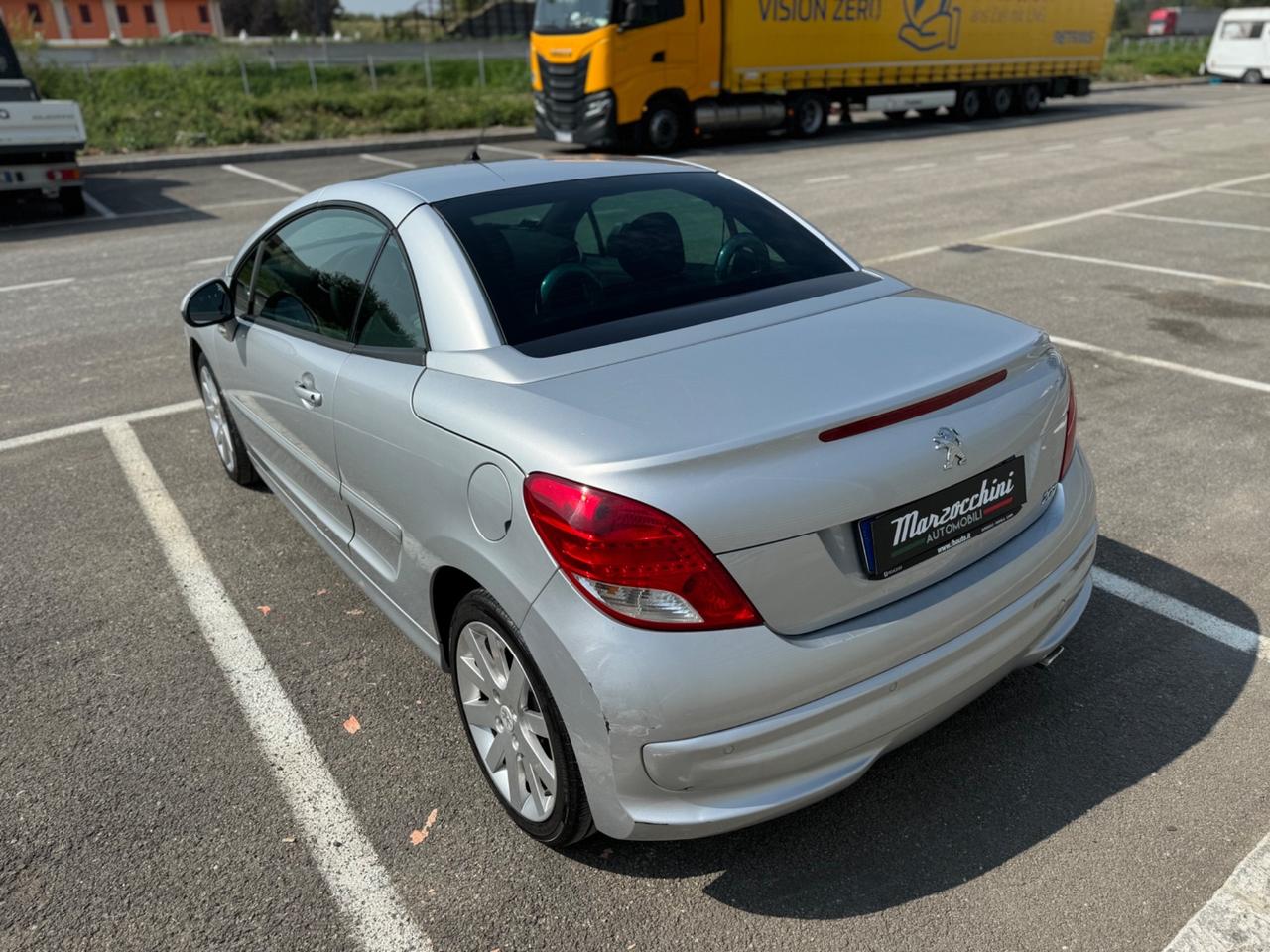 Peugeot 207 1.6 8V HDi 112CV CC Active