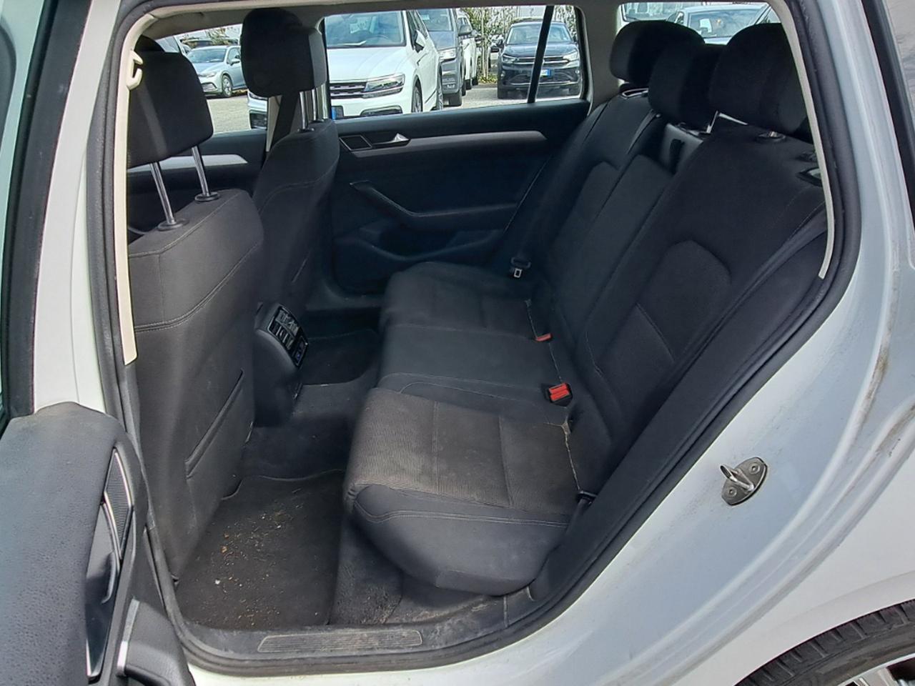 Volkswagen Passat variant 2.0 tdi comfortline 150cv dsg