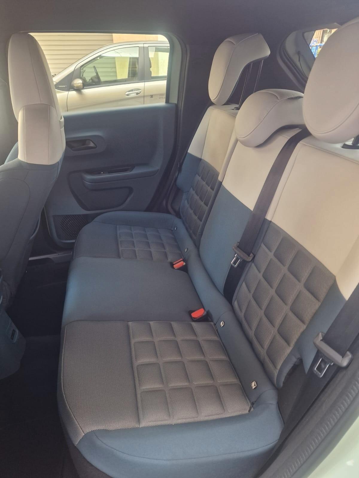 Fiat Grande Panda 1.2 Hybrid 110 CV S&S La Prima