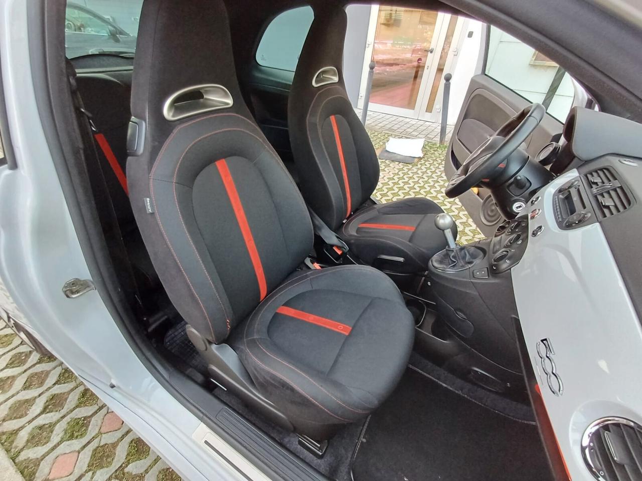 Abarth 500 1.4 Turbo T-Jet 135 cv