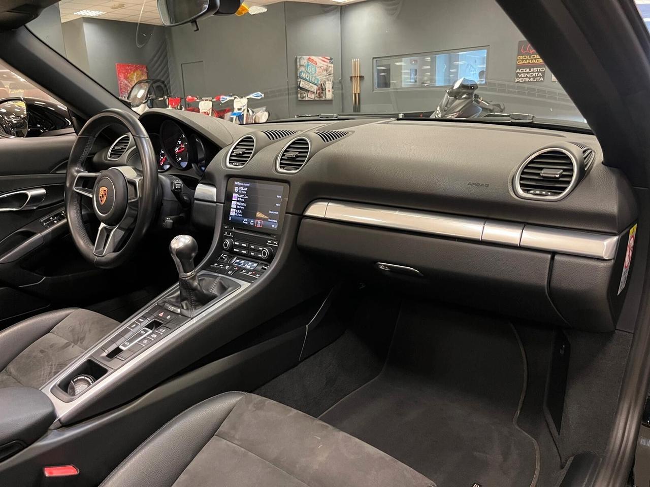 Porsche 718 Spyder Boxster 2.0