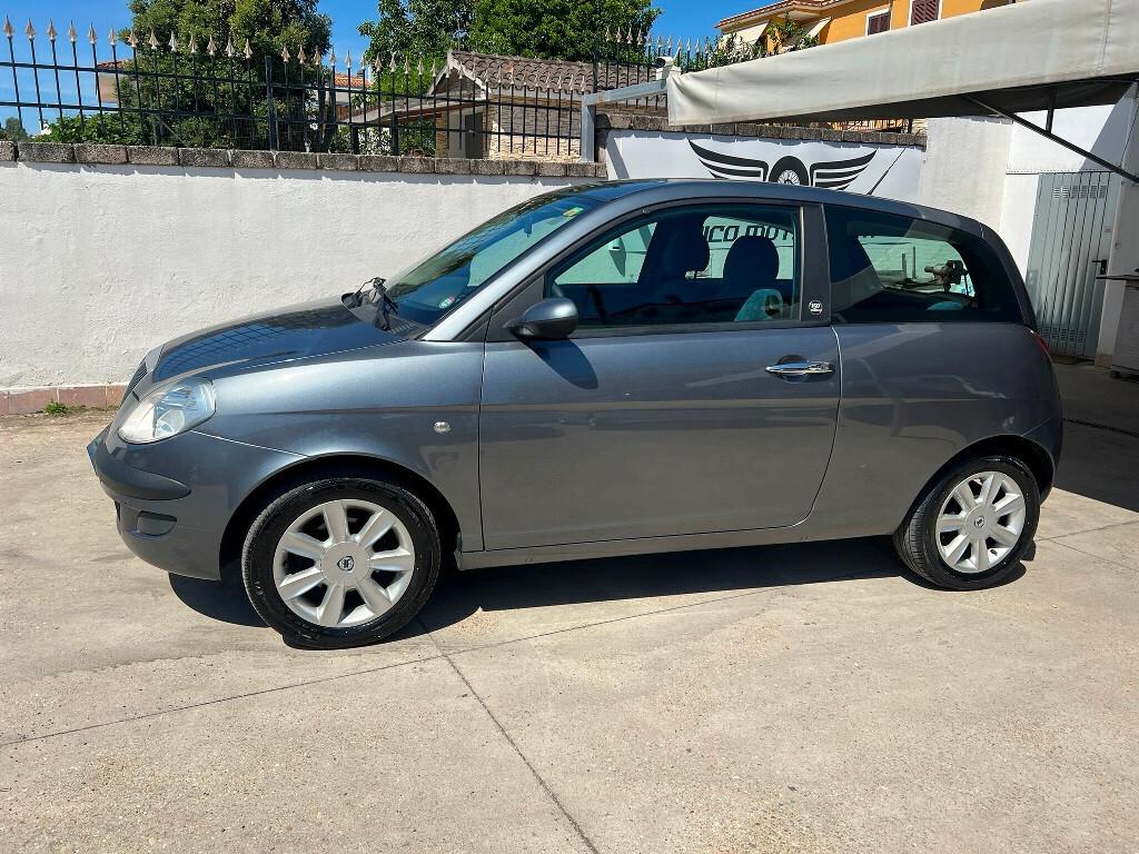 Lancia Ypsilon 1.2 60 CV / PERFETTA / GARANZIA