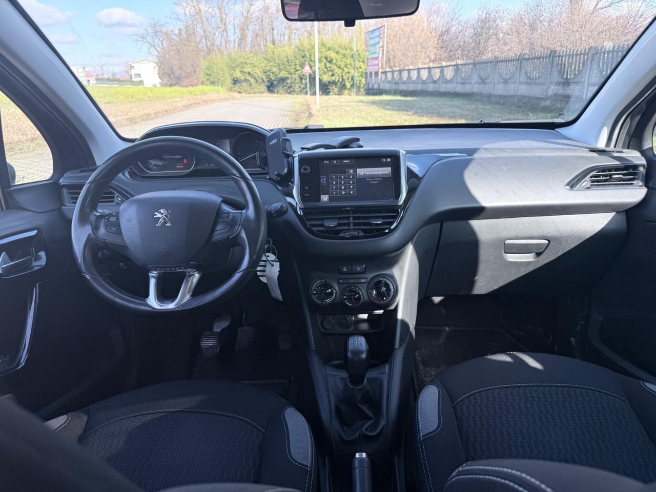 Peugeot 208 PureTech 82 5p. GPL Allure