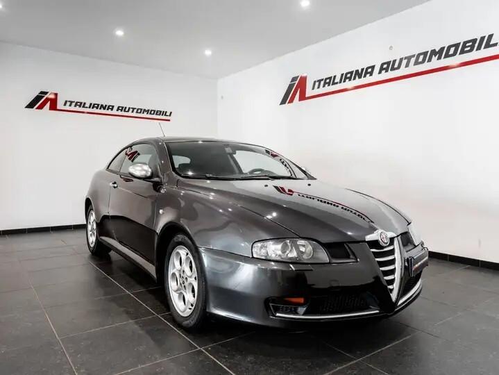 Alfa Romeo GT 1.8 16V TS Distinctive