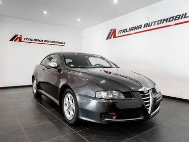 Alfa Romeo GT 1.8 16V TS Distinctive
