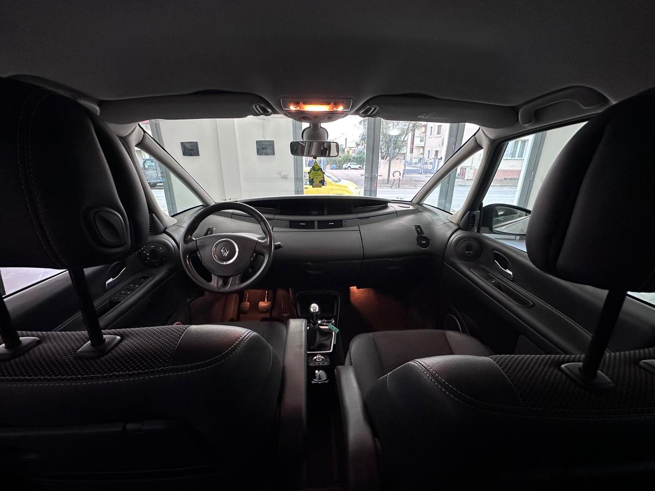 Renault Espace Grand 2.0 dCi 150CV Wave ESM