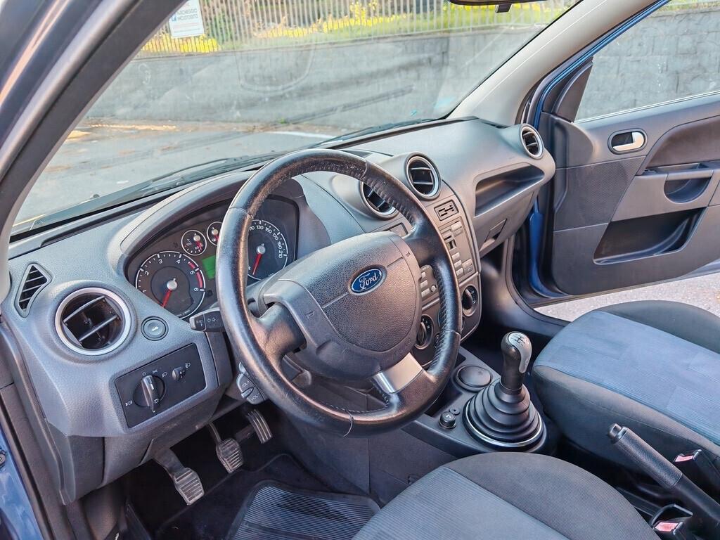 Ford Fiesta 1.4 TDC Diesel con 140.000Km