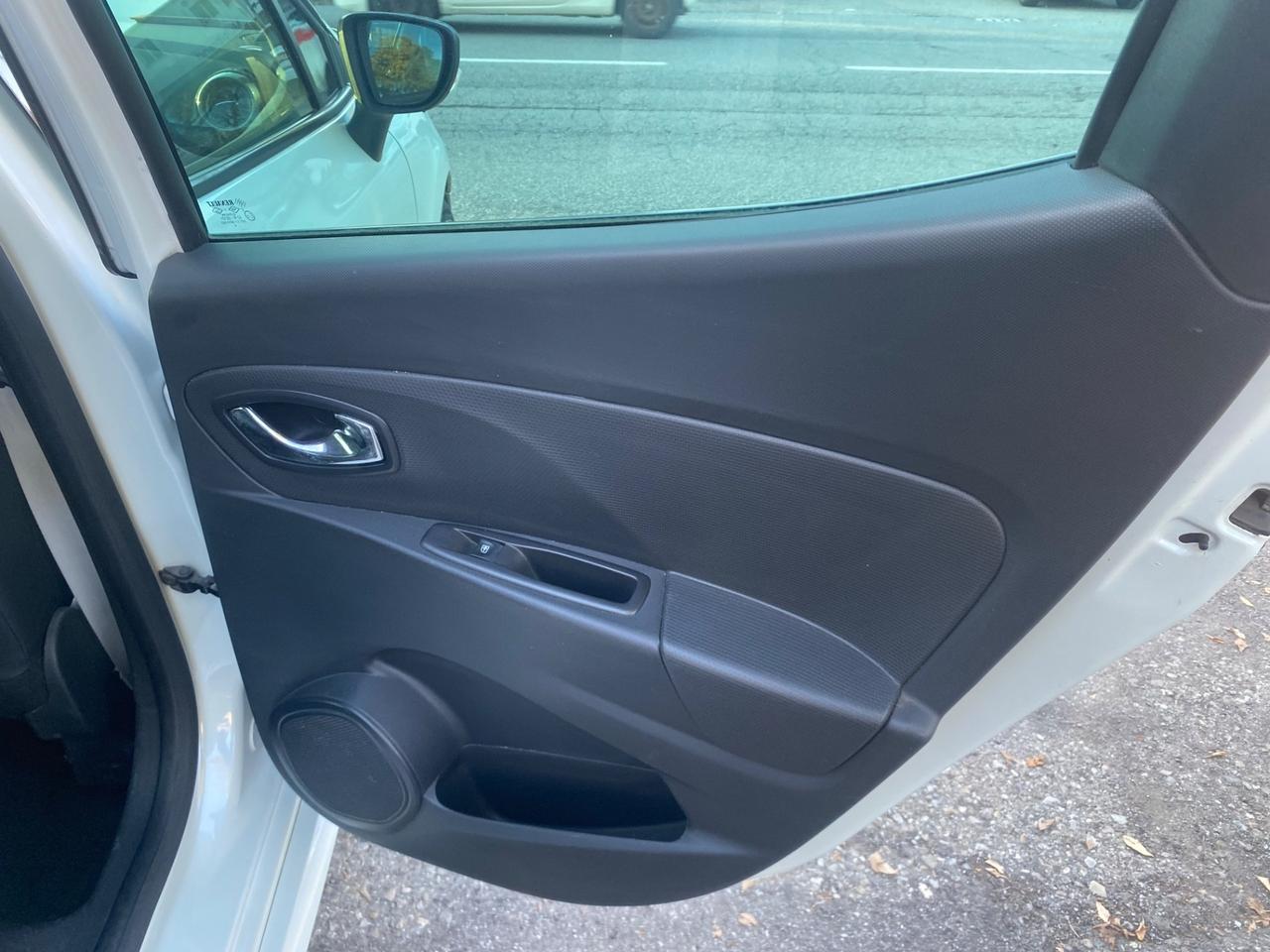 Renault Clio 1.6 T 200CV EDC 5 porte R.S.