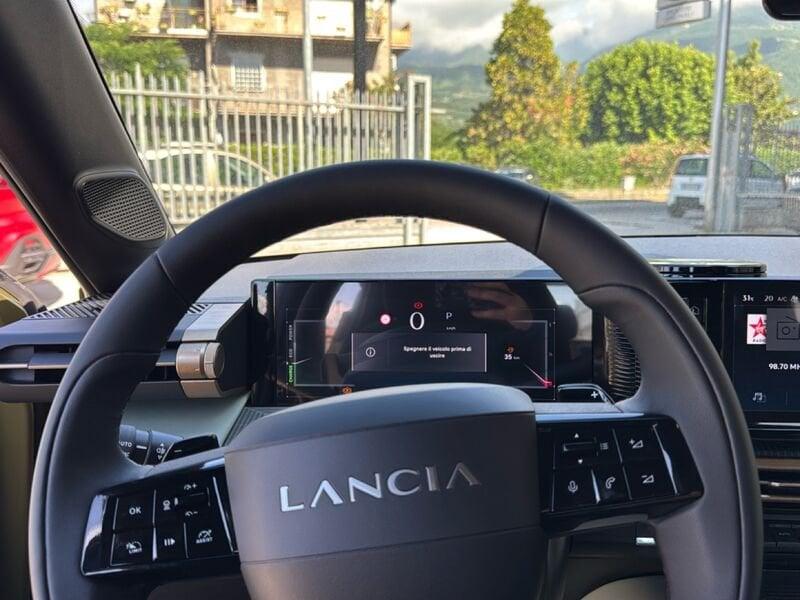 Lancia Ypsilon Nuova Ibrida 1.2 100cv Ibrida