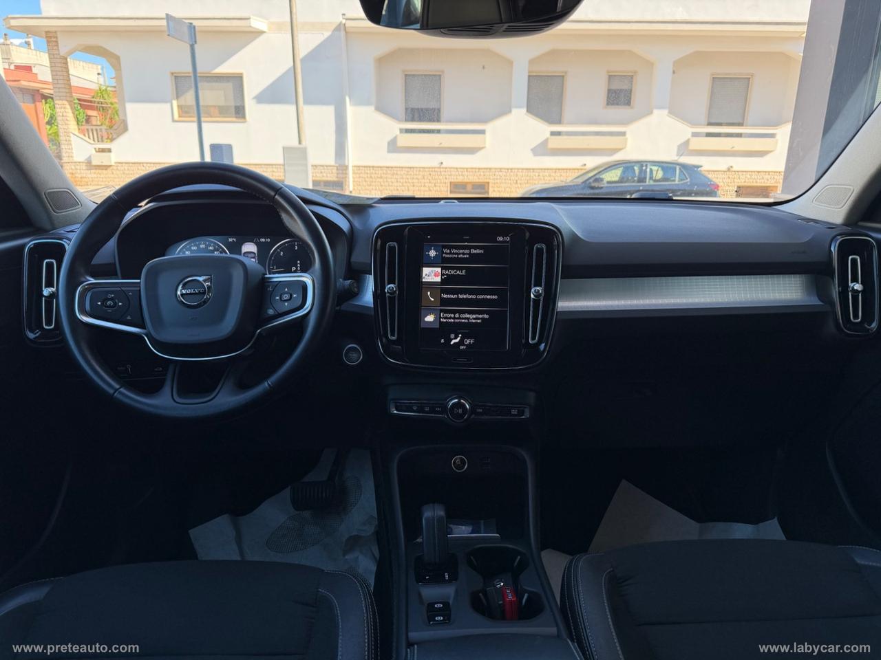 VOLVO XC40 D3 AWD Geartronic Momentum