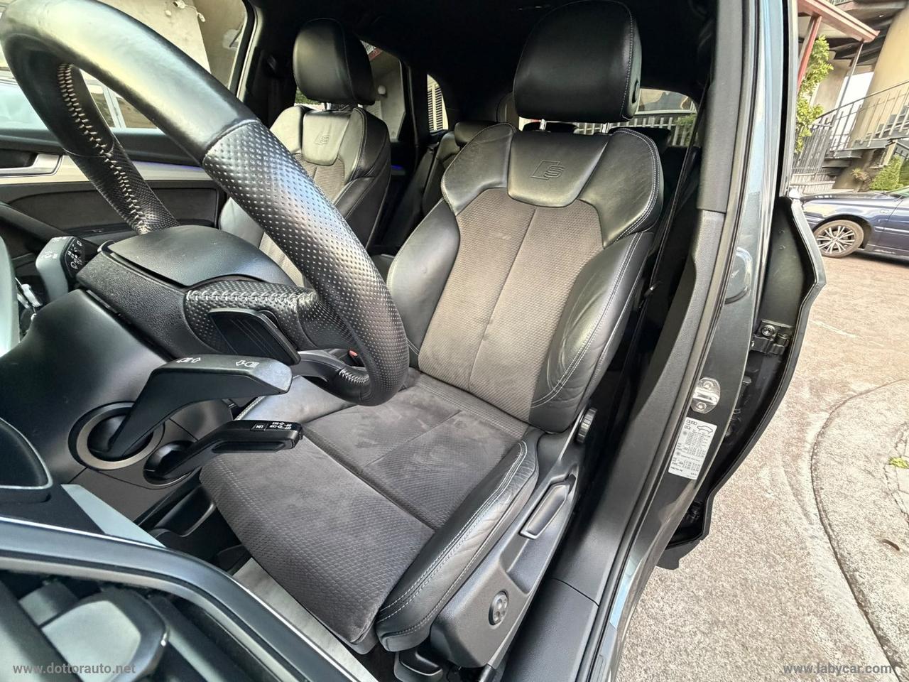 AUDI Q5 40 TDI quattro S tronic S line plus