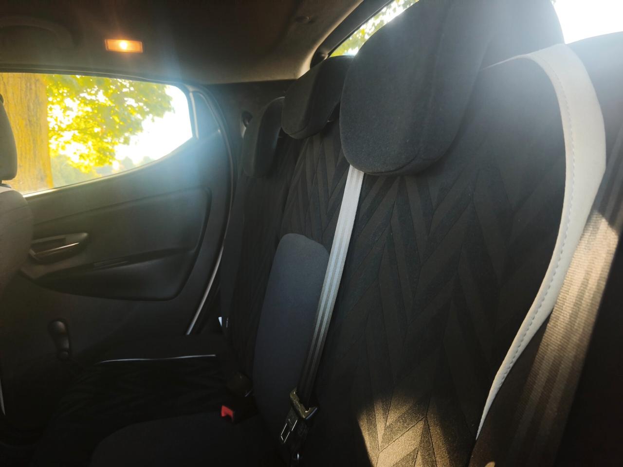 Lancia Ypsilon 1.2 69 CV 5 porte Platinum