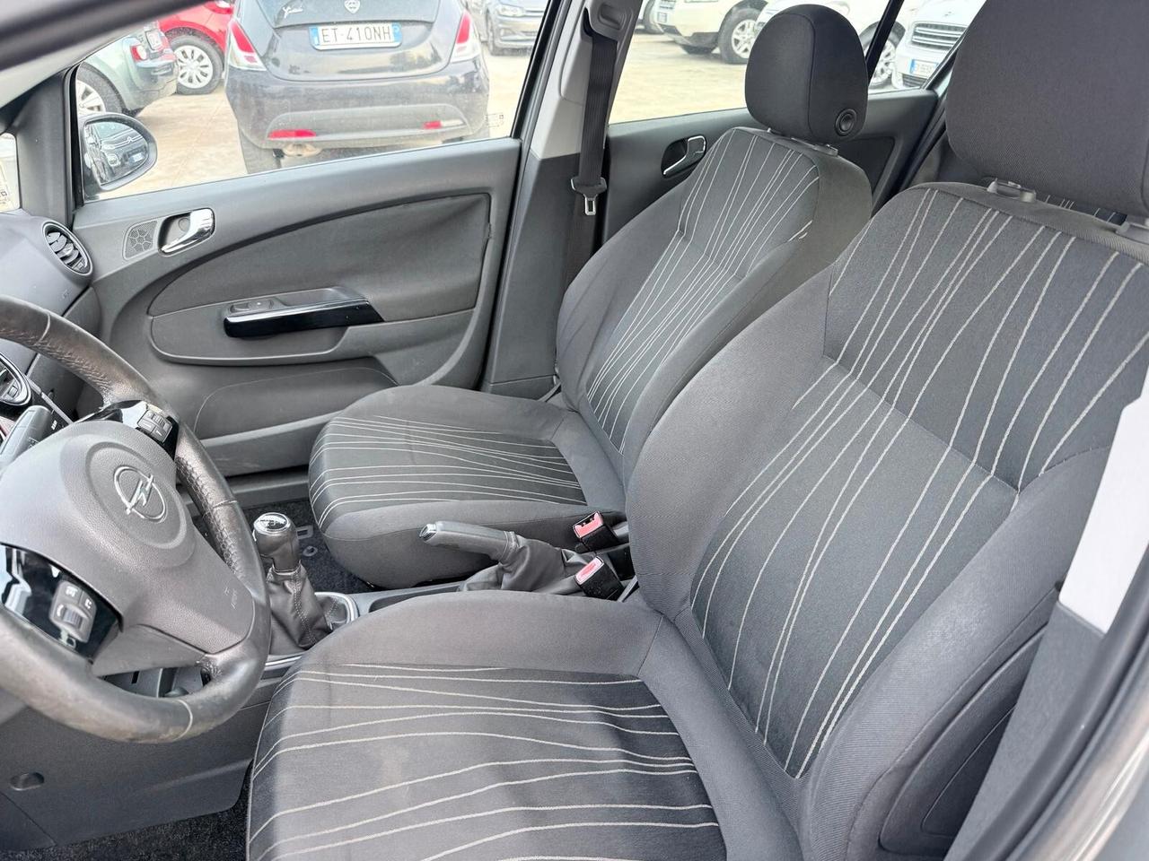 Opel Corsa 1.2 5 porte Edition