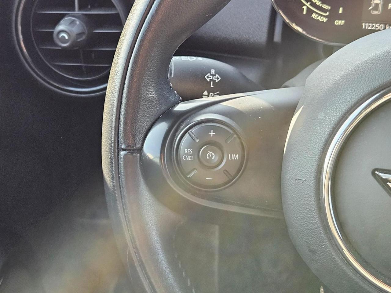 MINI One 1.5 5 porte Virtual Display