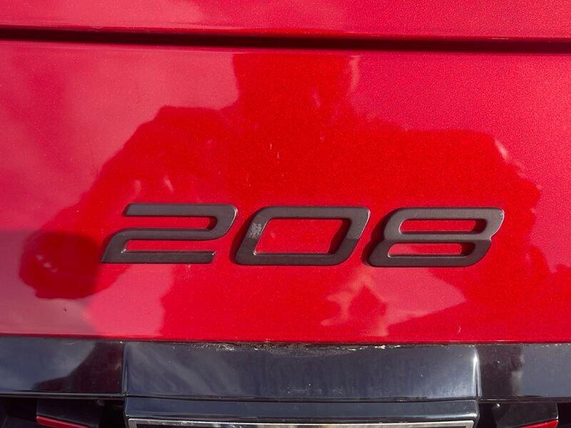 Peugeot 208 II 2023 1.2 hybrid Allure 110cv e-dcs 6