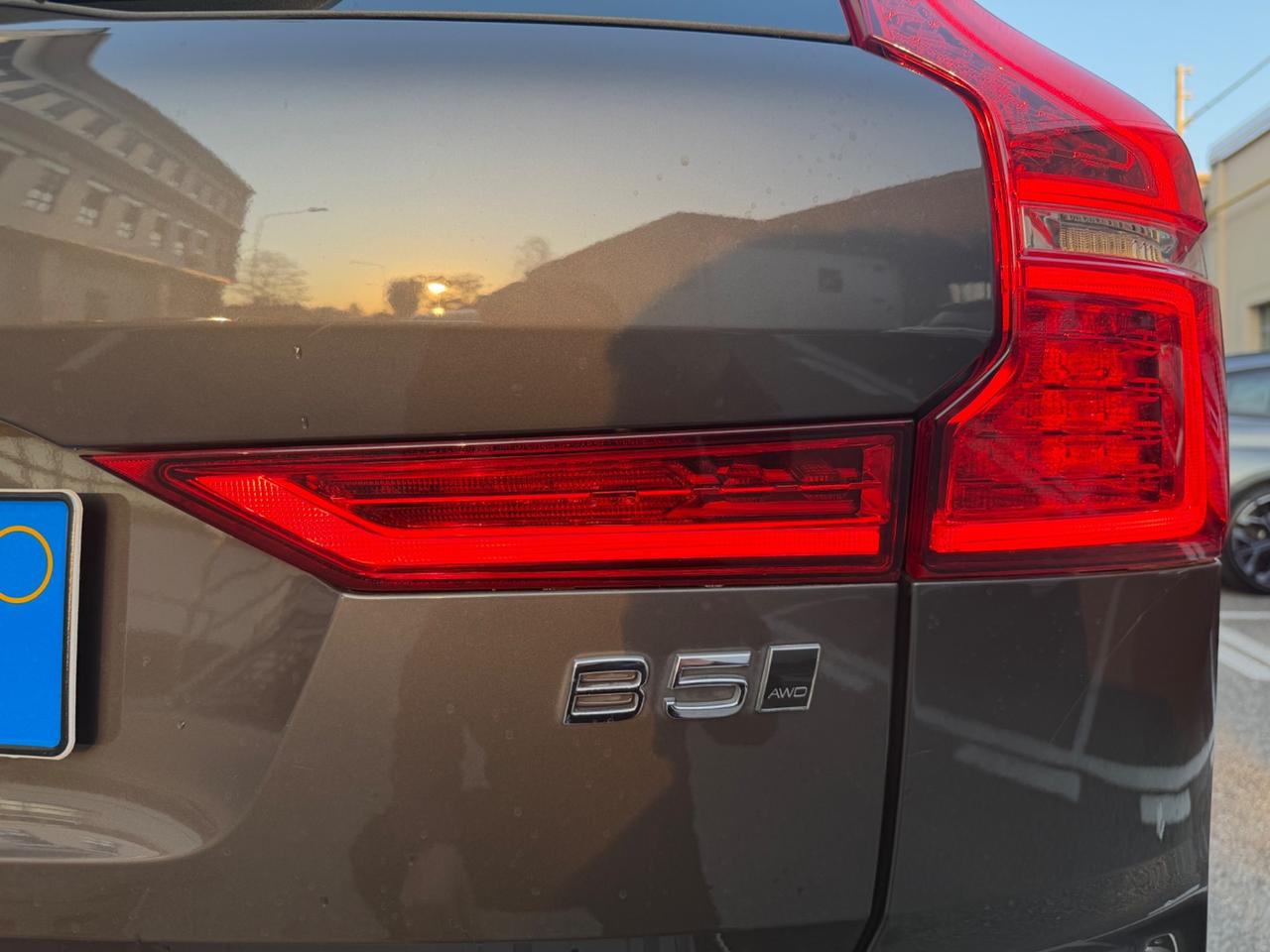 Volvo XC60 B5 AWD Ultimate Dark 2021