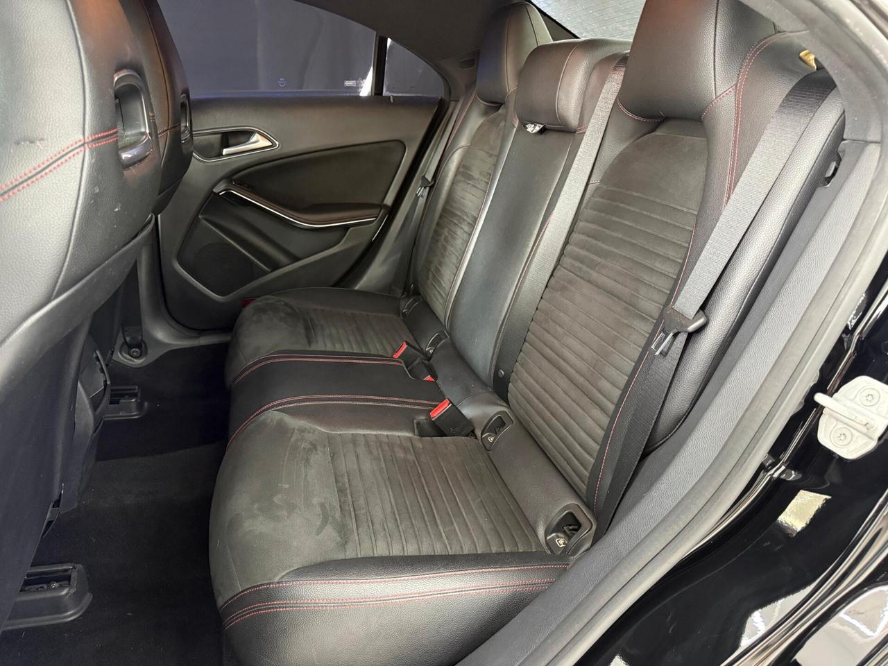 Mercedes-benz CLA 200 d Premium AMG