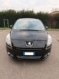 Peugeot 5008 1.6 hdi - NEOP. - 12 MESI DI GARANZIA -