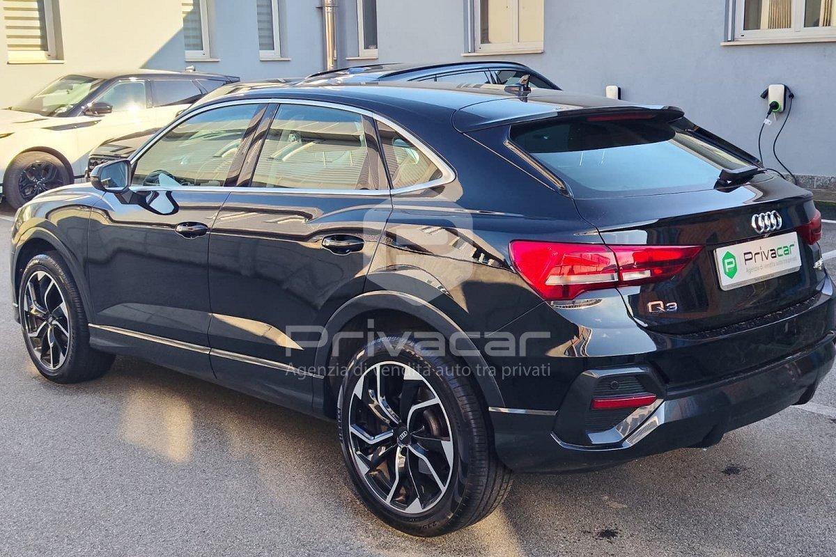 AUDI Q3 45 TFSI quattro S tronic Business Advanced