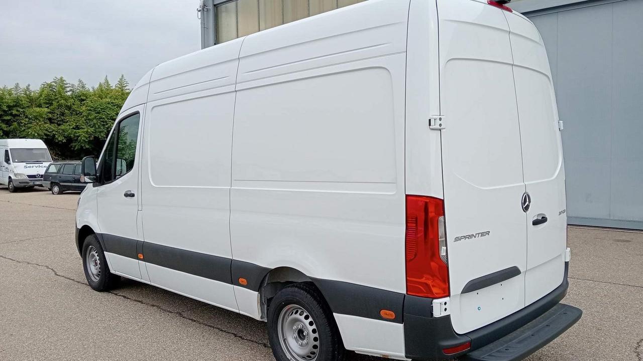 Mercedes-Benz Sprinter Furgone 317CDI 37/35 PRO