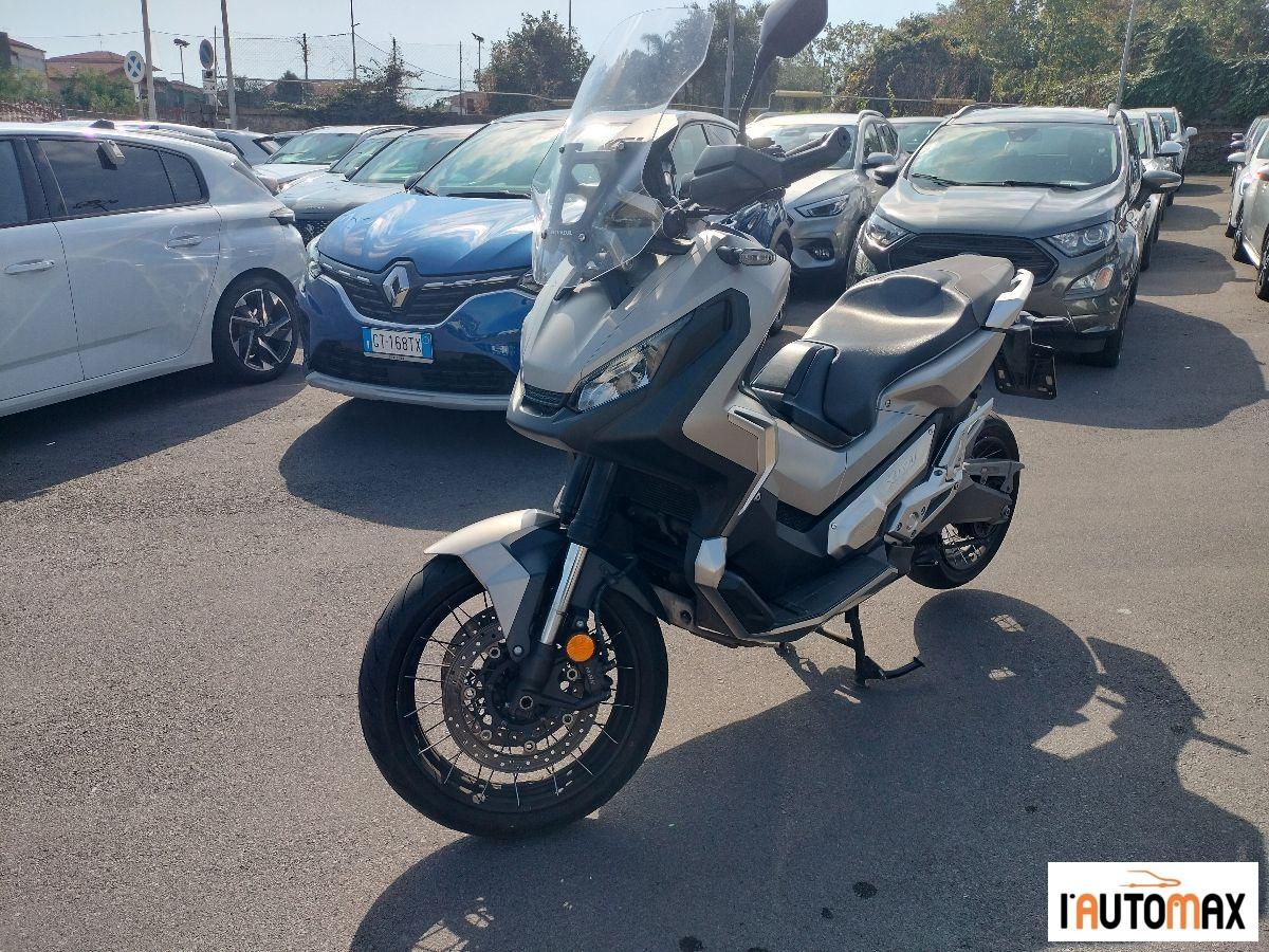 Honda - X-ADV 750 DCT Abs my18