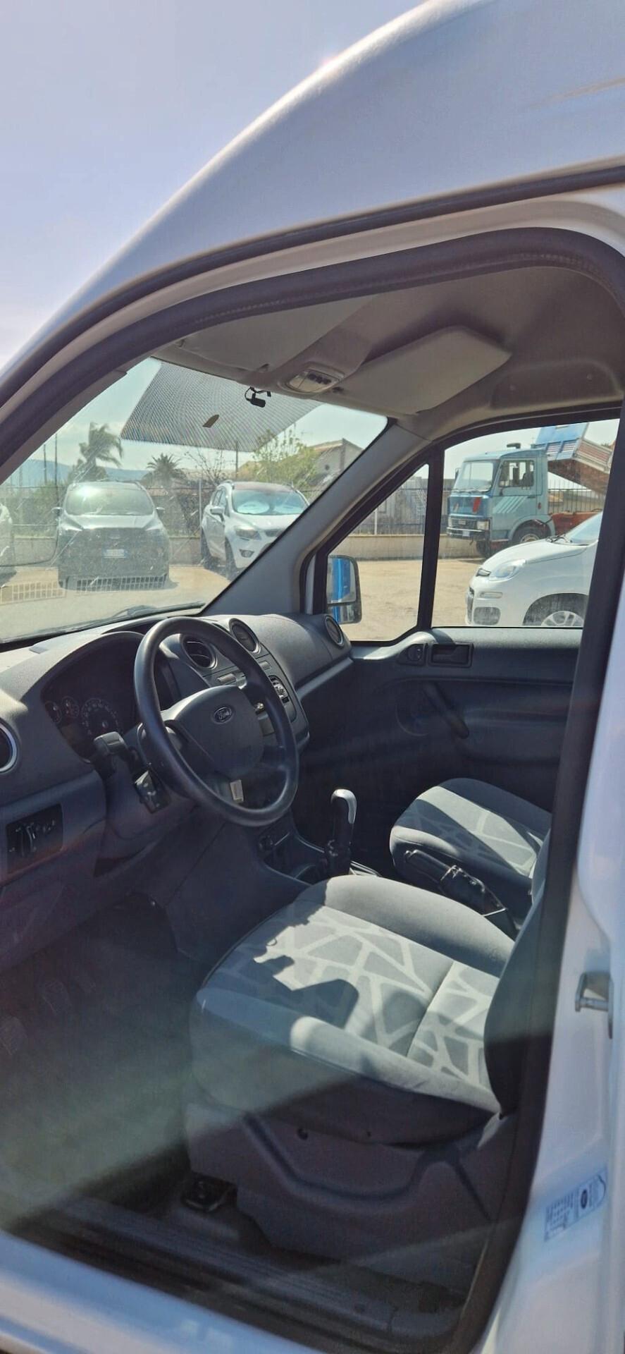 Ford Transit Connect 1.8 TDCi 230lx