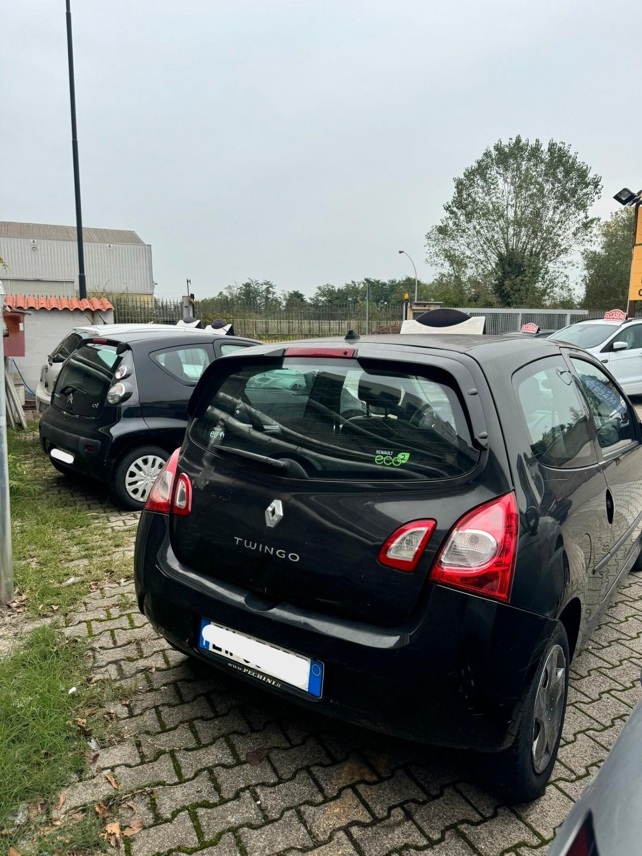 RENAULT TWINGO NEOPATENTATI