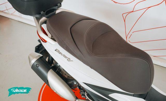 PIAGGIO Beverly 300 i.e. BEVERLY 300
